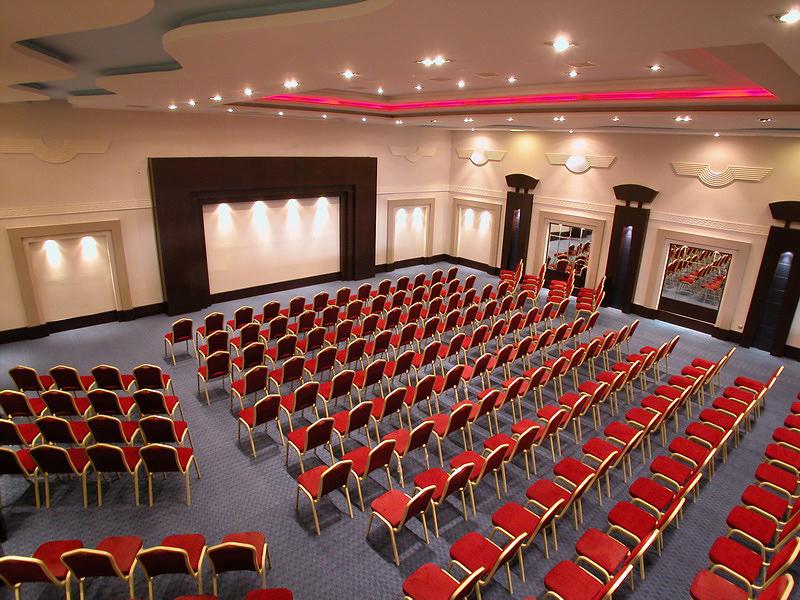 11E8D3D4401107F3301589E057C7C8F3