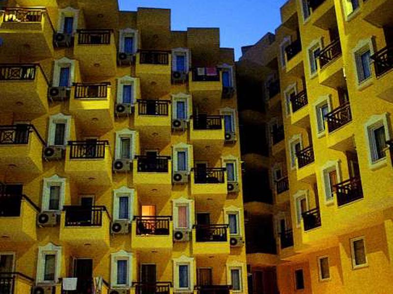 24FF115E4E328F42E5F0CC89D1C5F7D1