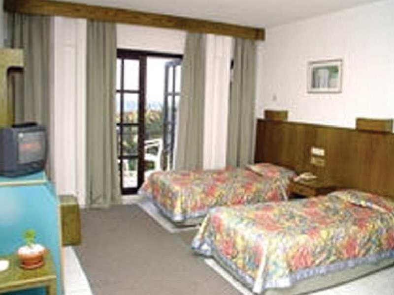 65AA4F2925681319C8B5487073230691