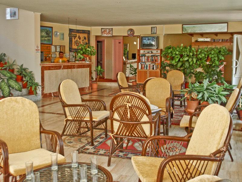 3C1578357A41E0476067A17BB4C3ED9E