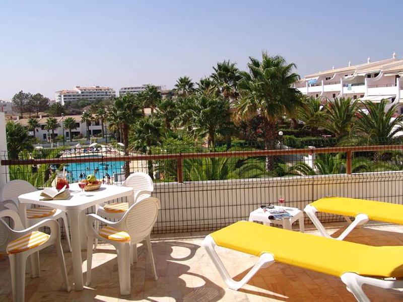 4E397DF9E9BD75B499441E7C89AA926B