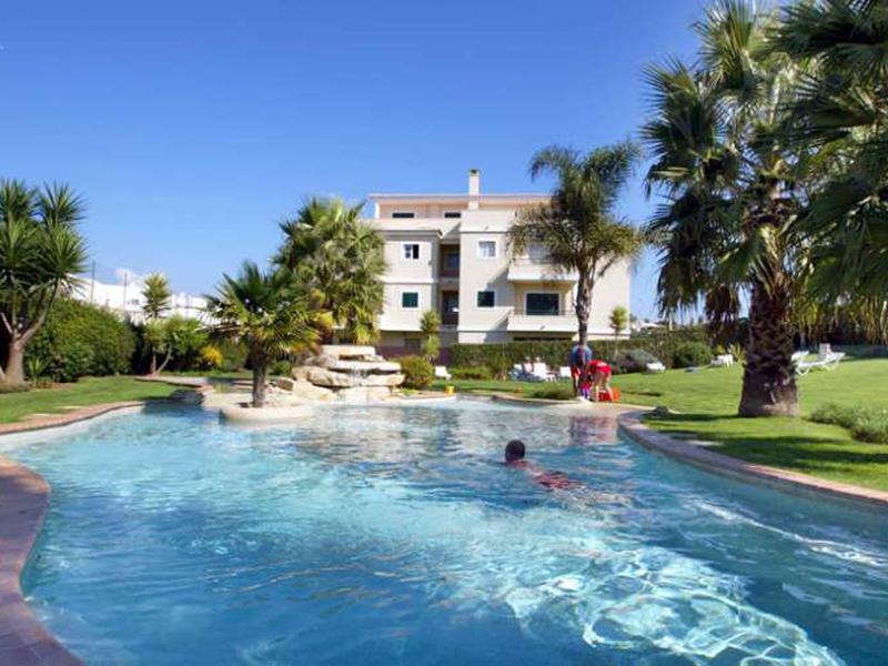 C7AA7F3372114E00380D63EC255C0615