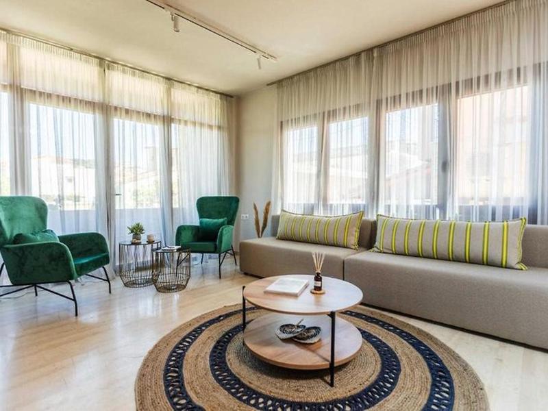 C0A6EDE9CADE8C34CC8B6D0C8039B095