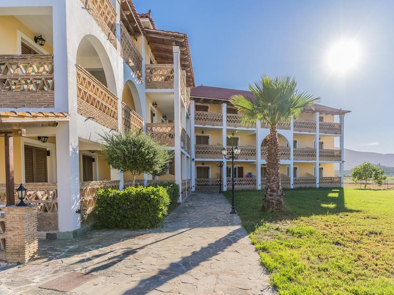 E2B4975F3E40AD336284D4F579CB65CB