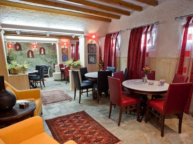 1652B8BEE54E321D8C6D1ADE2CF65AD1