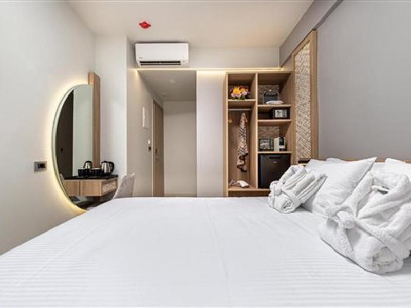 5FCC41F5632DB95413FE58E4142A9E4E