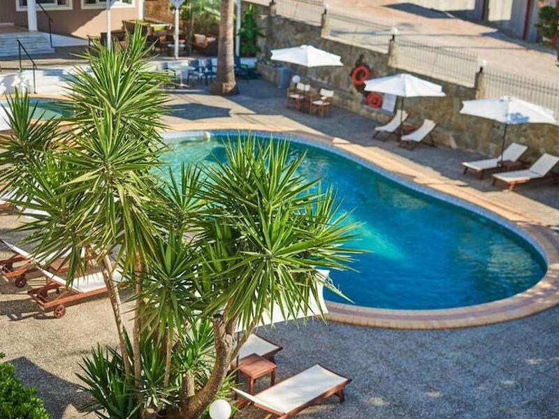 74EC30CA134FEC18B8085AF81A5693F6