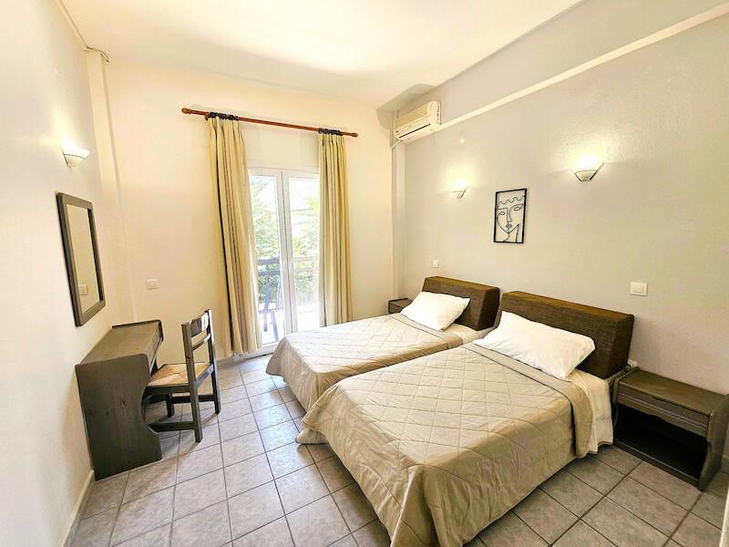 E741BED39F4B453DA096D00503F42284