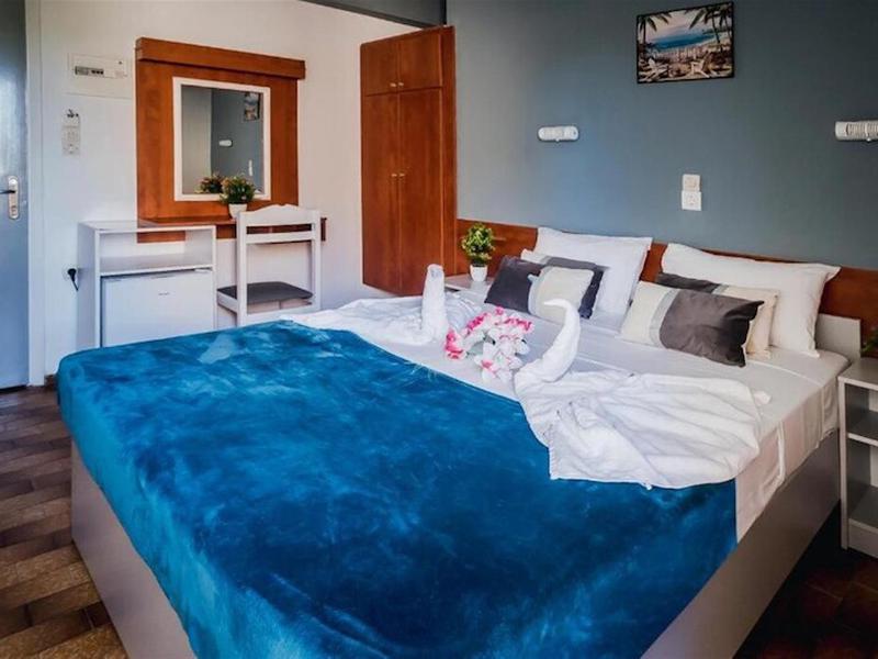 AEA3DC19D7807B6307C03EE3026DFAD0