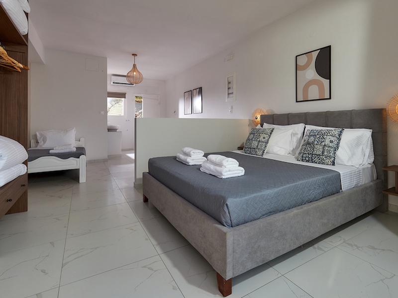 34FD2E655223E01CF5AAFD8DF0422DC9