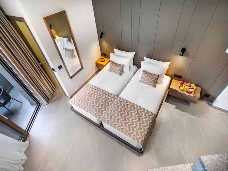 4D64949B3425984BB8CA47B53FC640E7