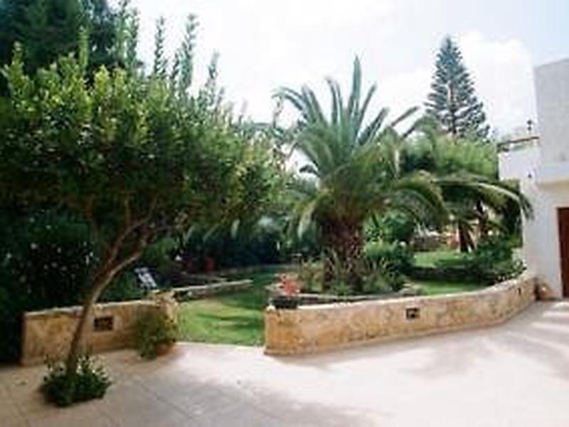 C7F8974D92CA6513AD01165779861ACA