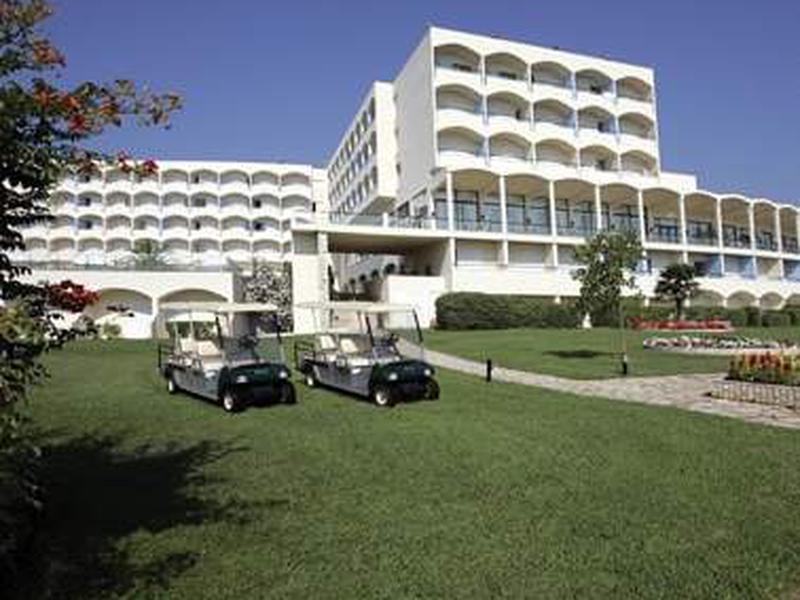 E8379074991EEAF9D2F14663F544B0A8