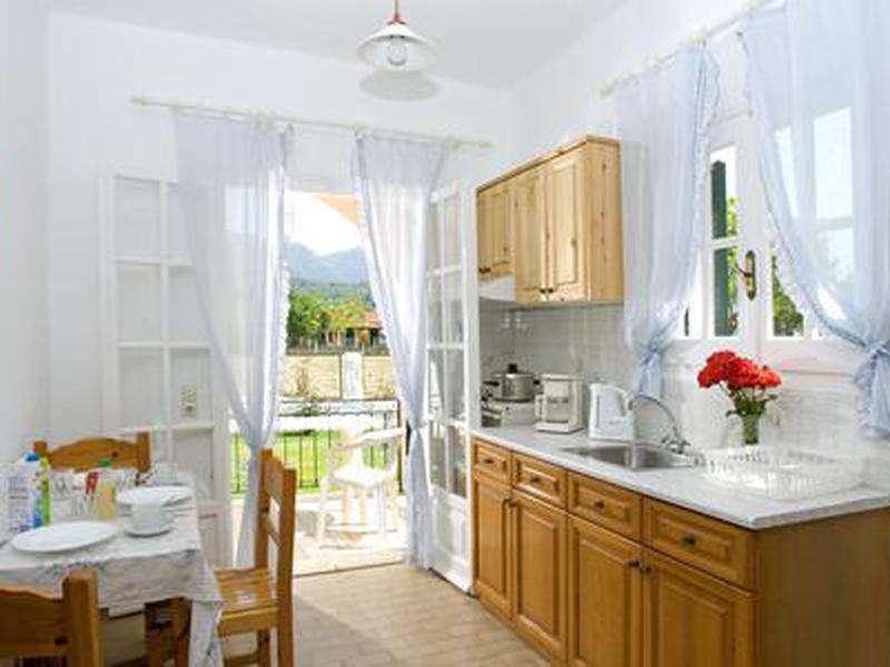 79AB0876B04C2FE18E7986B9BE56C620