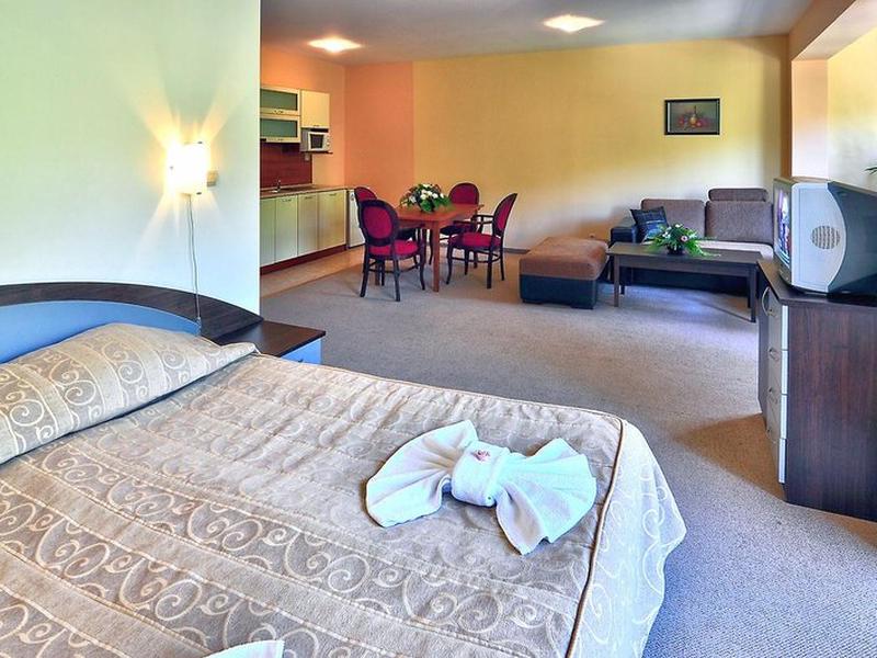 E6EF86C109017B72BCC0A431DB068EDE