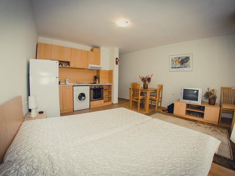 6072A55912268EB097E9D081F5EB063E