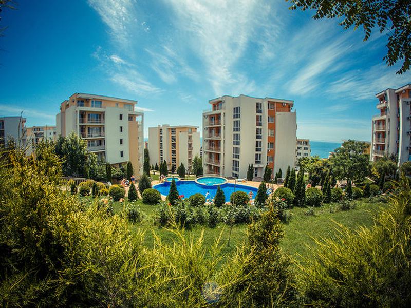 Grand Resort Crown Fort Club