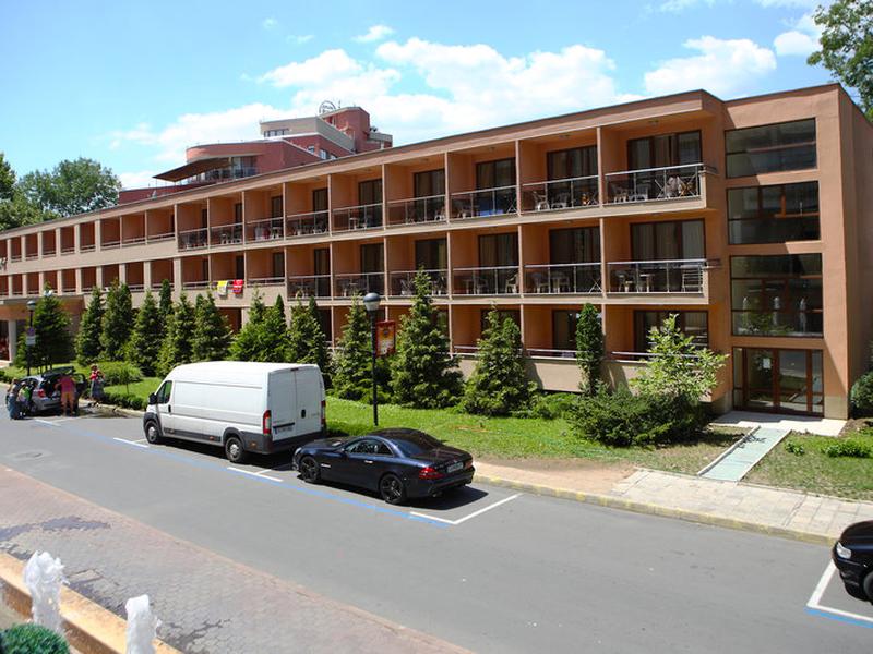 A592190129A344D41876672C695A0DC7