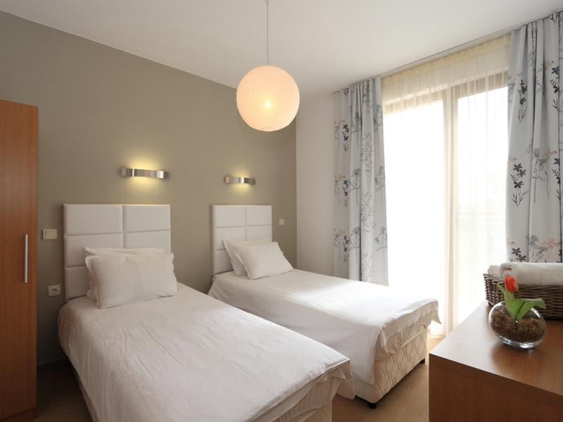 58DF27ED89E7A0DD50D104E4527A6D33