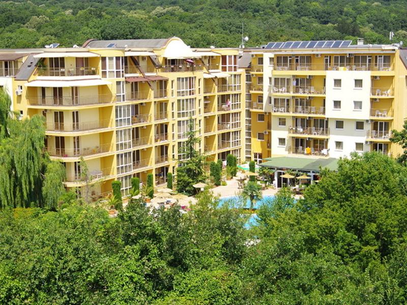 8932E10FAE5D8FE17D69B56A8EBD8E8E