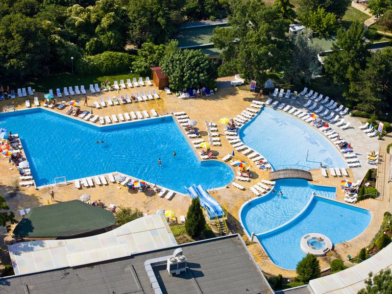 2CF4798C0B2115C0B4083AF81D297EC0