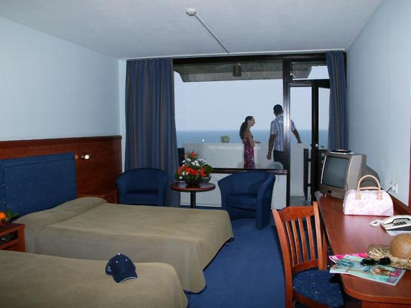 F3C2C8586059D1553DCDEC3729A05BF9