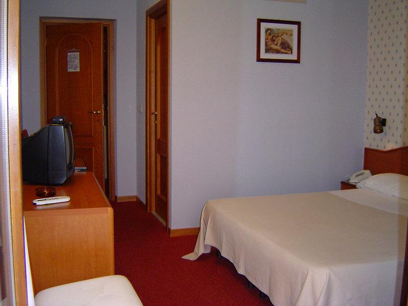 CE95C91AD463ACCBA6913B2C8F1D5D08