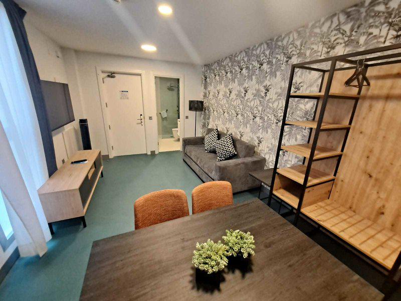 36435A033E8B92998952AB2BA7236BB9