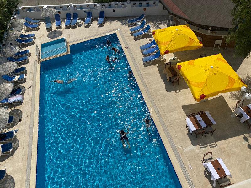 587ACB0FABE2B479492DE74DA1FA1A3D