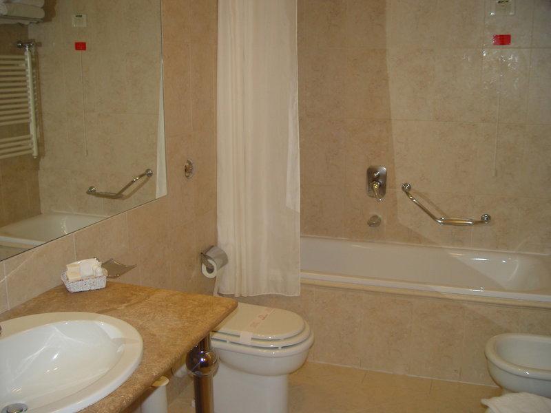 8EAFC7C01B108ECEF30DC8D3CE9B32ED