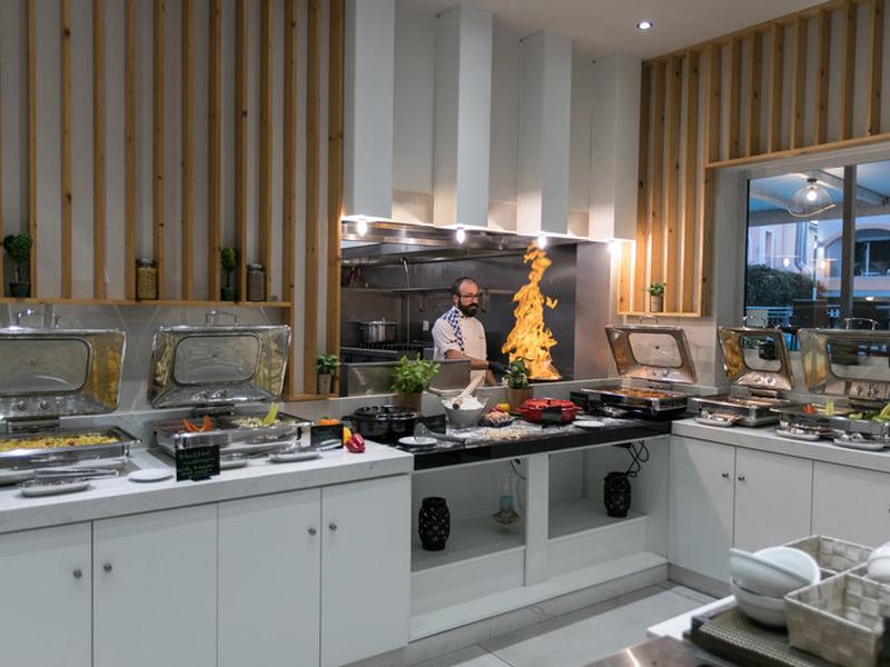 CB0CB8A357DAFDCB7B1A4A3C02AEBF79