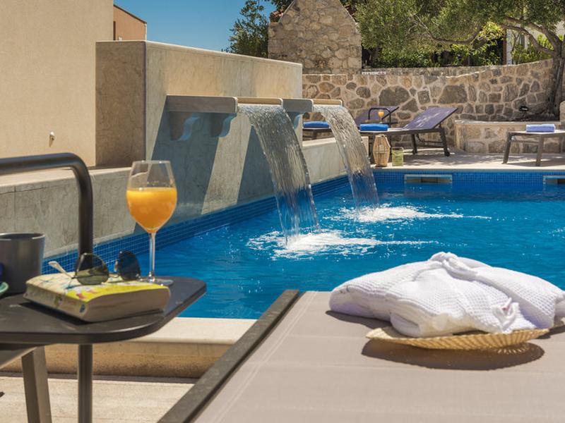 51B983DEF79BB4EA730162BF14409B3D