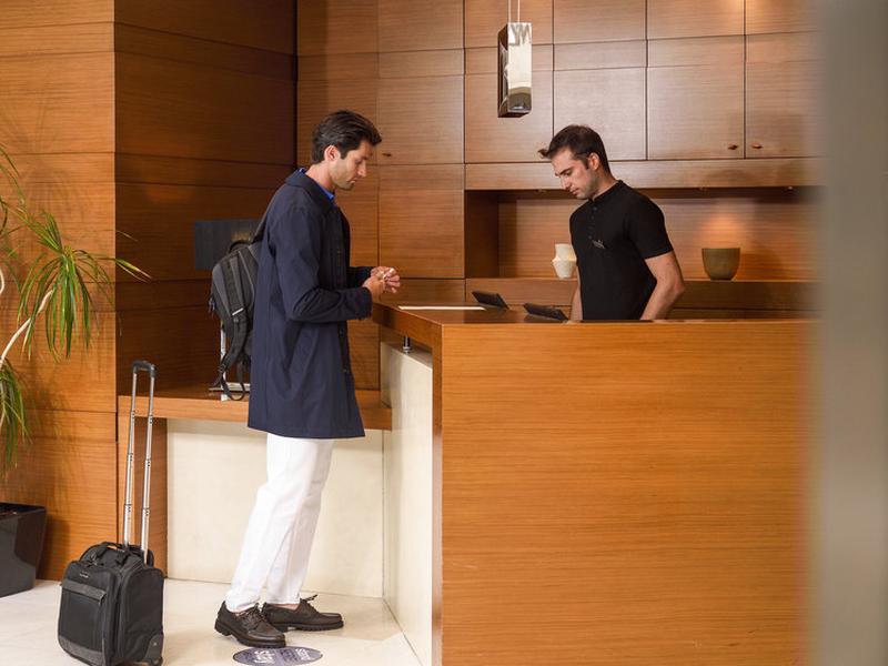 E05AF6219822DEEB02253B3240C6EC4A