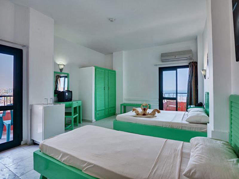 FEDA74334CA5E9A0F7D93FBD37588F20