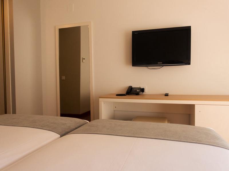 7B1FE54E06023DE87DDBA81B93BC0273