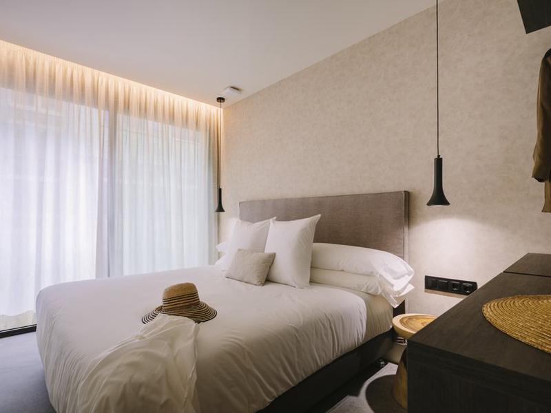 E8350106791624848CFD349DFD1EB19D