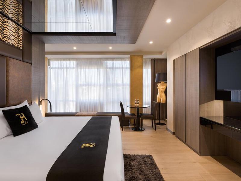 A429CA057E1E2A425E7E3F3F8FD29D5C