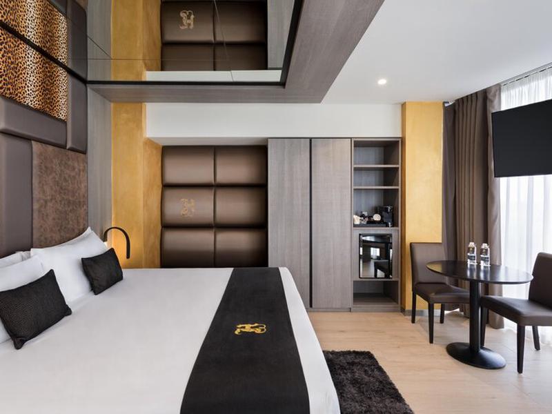 F209A0531074386DF1B73A0655BF79CB