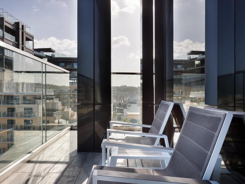 FAAAB4D82AEF03B83D2424F486DA4BF6