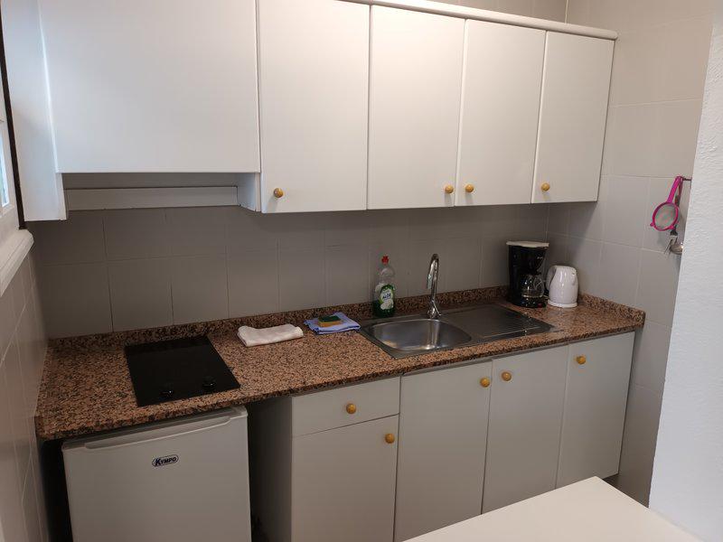 EBE3753A07C177A8F7E532DE38933F33