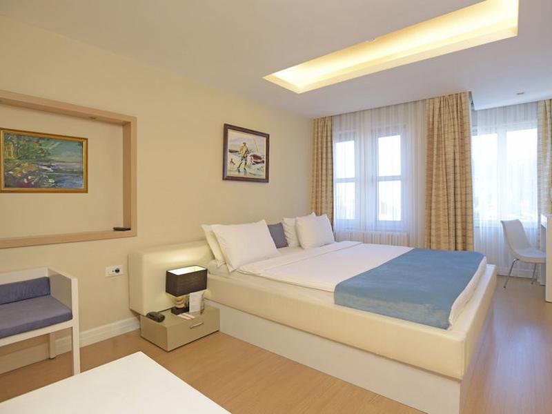 F8C73EAF5CBF73B6B55C66CF2D65FB7C