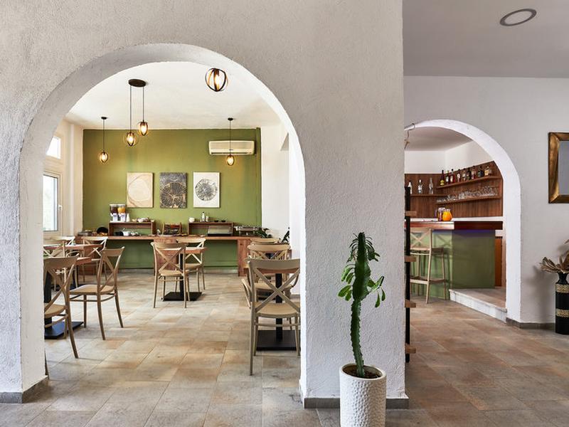 4173F898C530A3F78612581B65017802