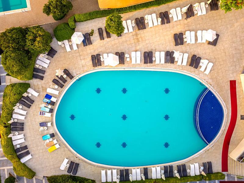 812E0407D60A1D535A664E4EB3F7DD47