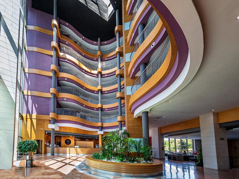 2E2D0A54B3083711D4B7A7B4B499008E