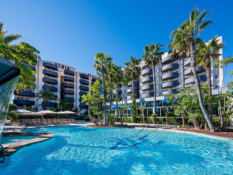 73F5C8531966A0A3E65837BF4EF77189