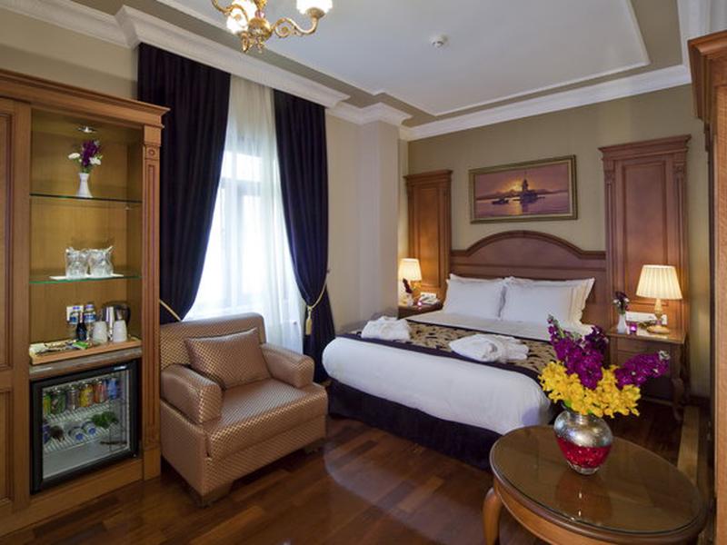 05AEF14092EA0CF89F350755AEDEDFCC