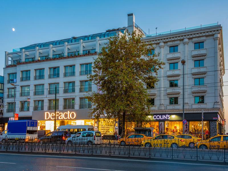 C3E660BAA2E2ACE5BEFA9D3F63ED6179