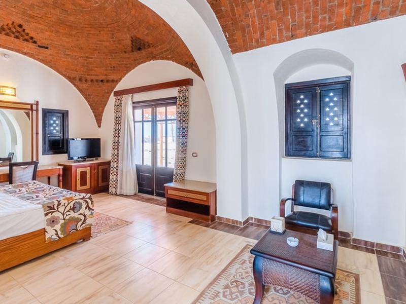 41C600FB47D74AD79674B200E3F56FA1