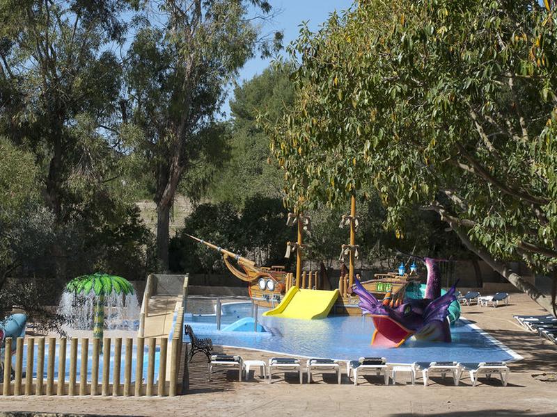 093282734A7C36723757DF8CA124C6B9