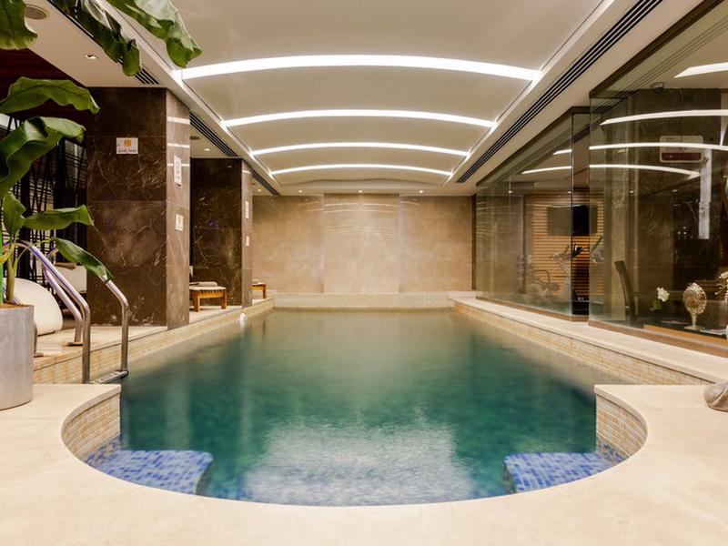 D3180E795821944BD748A4458BE50B18